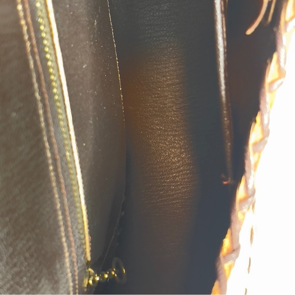 Vintage Hand Tooled Leather shoulder hand bag 1970's - Picture 13 of 14